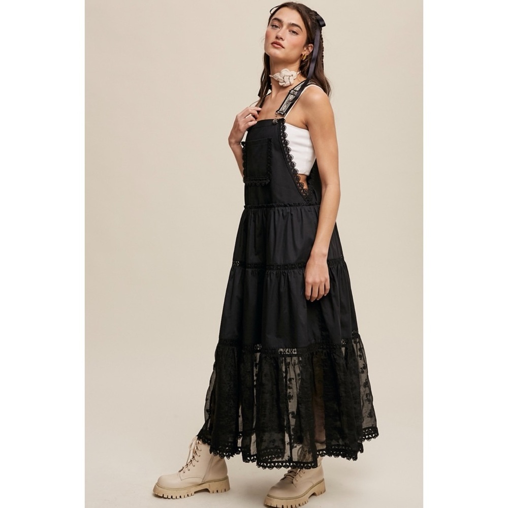 Listicle Black Lace Pieced Jacquard Strap Skirtall - Picture 5 of 12